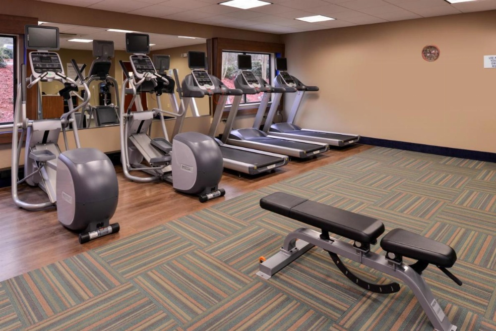 Holiday Inn Express & Suites RALEIGH NE - MEDICAL CTR AREA Image 26