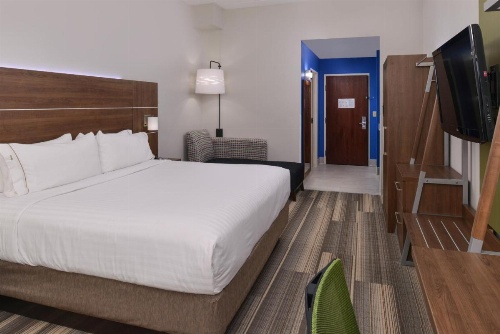 Holiday Inn Express & Suites RALEIGH NE - MEDICAL CTR AREA image 33