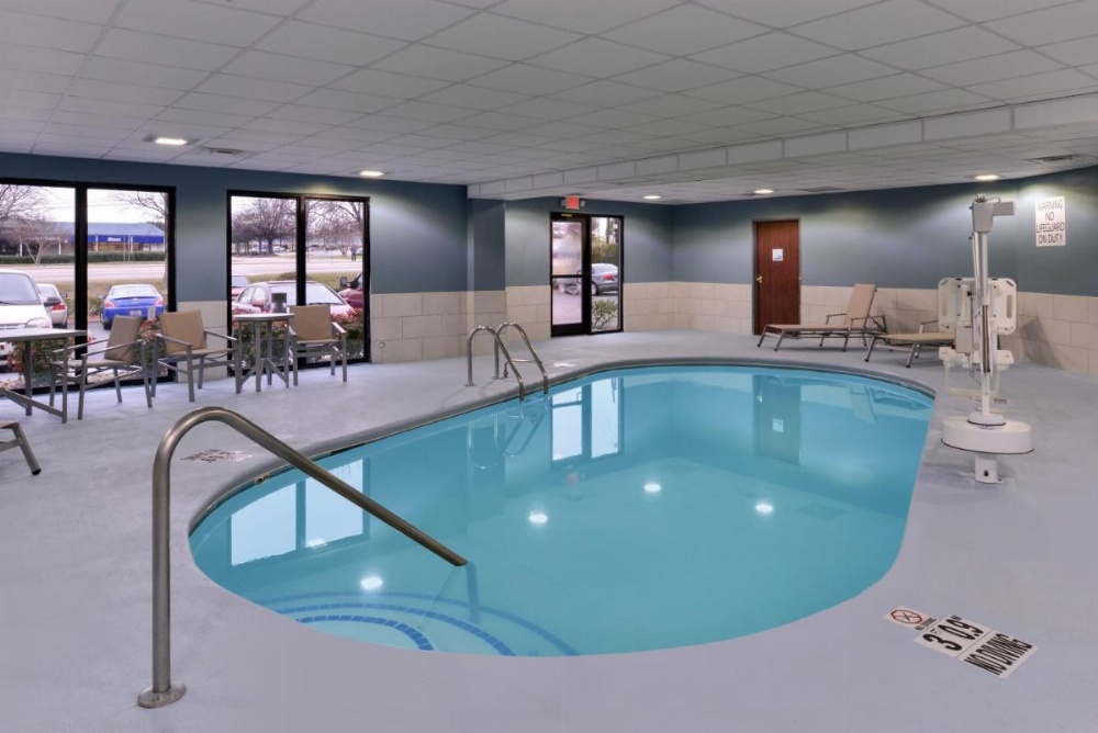 Holiday Inn Express & Suites RALEIGH NE - MEDICAL CTR AREA Image 37