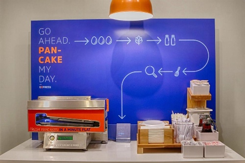 Holiday Inn Express & Suites RALEIGH NE - MEDICAL CTR AREA image 7